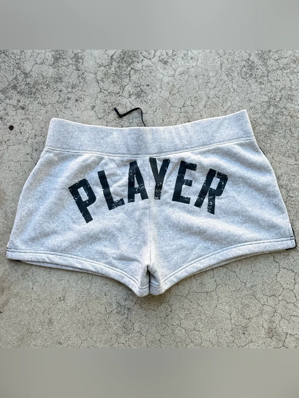 Vintage Deadstock Nike ‘PLAYER’ Short Shorts Women’s Grey Sz Large NWT